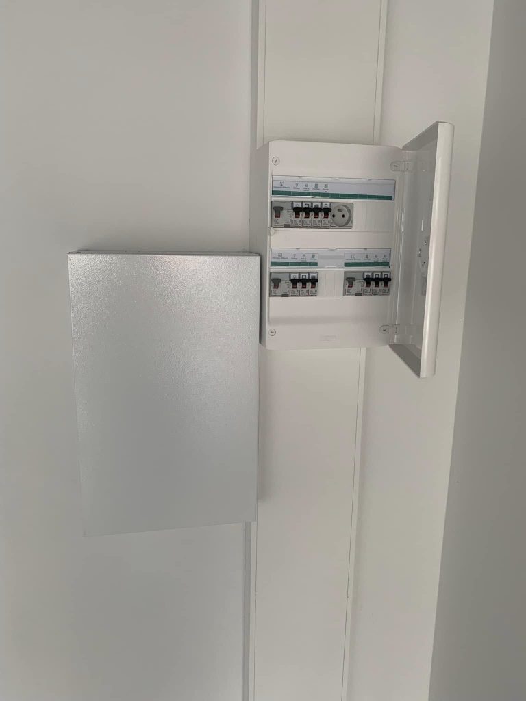 Panneau electrique 2 - TB Elec Panneau Electrique 2 TB Elec 768x1024