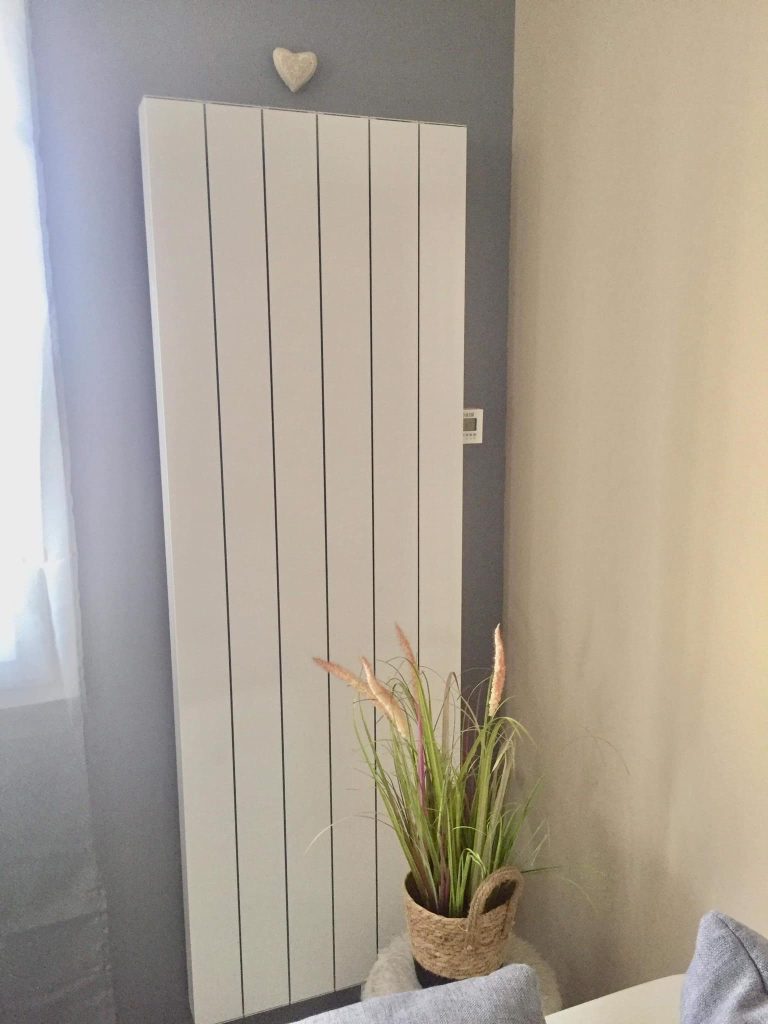 Pose de radiateur long muraux - TB Elec TB ELEC - Services en domotique