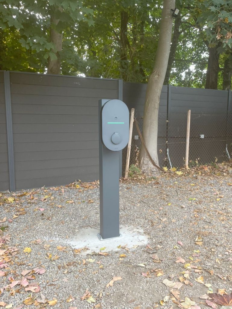 tb elec installation de borne de charge pour voiture électrique TB ELEC - Aménagement et équipements extérieur - borne de recharge